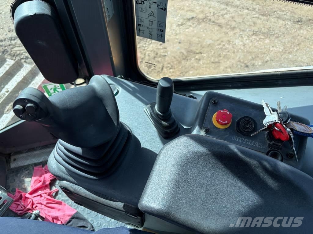 Liebherr PR 716 LGP Rupsdozers