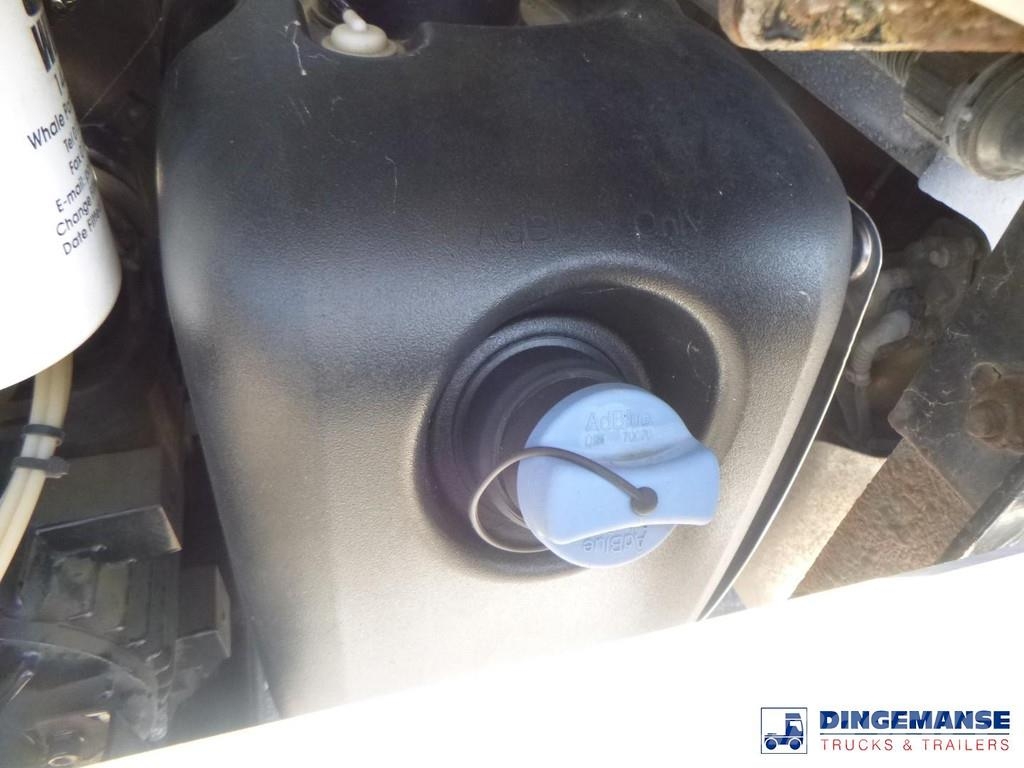 DAF LF 250 4x2 Whale vacuum tank 8 m3 콤비/진공 트럭
