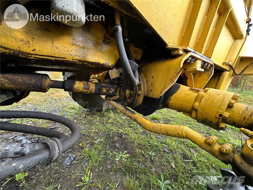 Volvo BM Lm 840 Iekrāvēji uz riteņiem