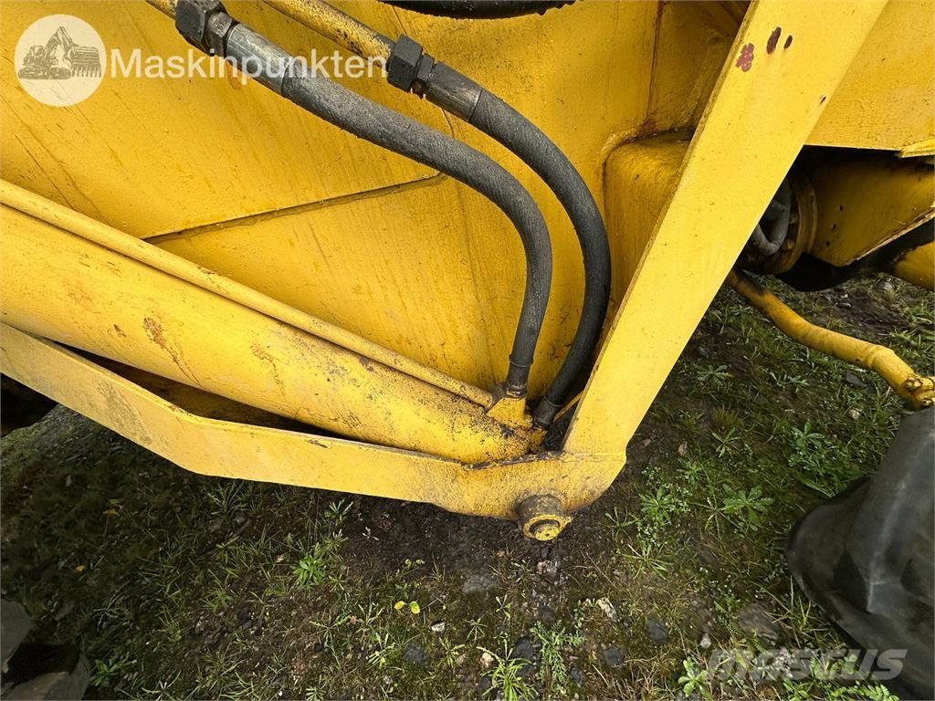 Volvo BM Lm 840 Iekrāvēji uz riteņiem