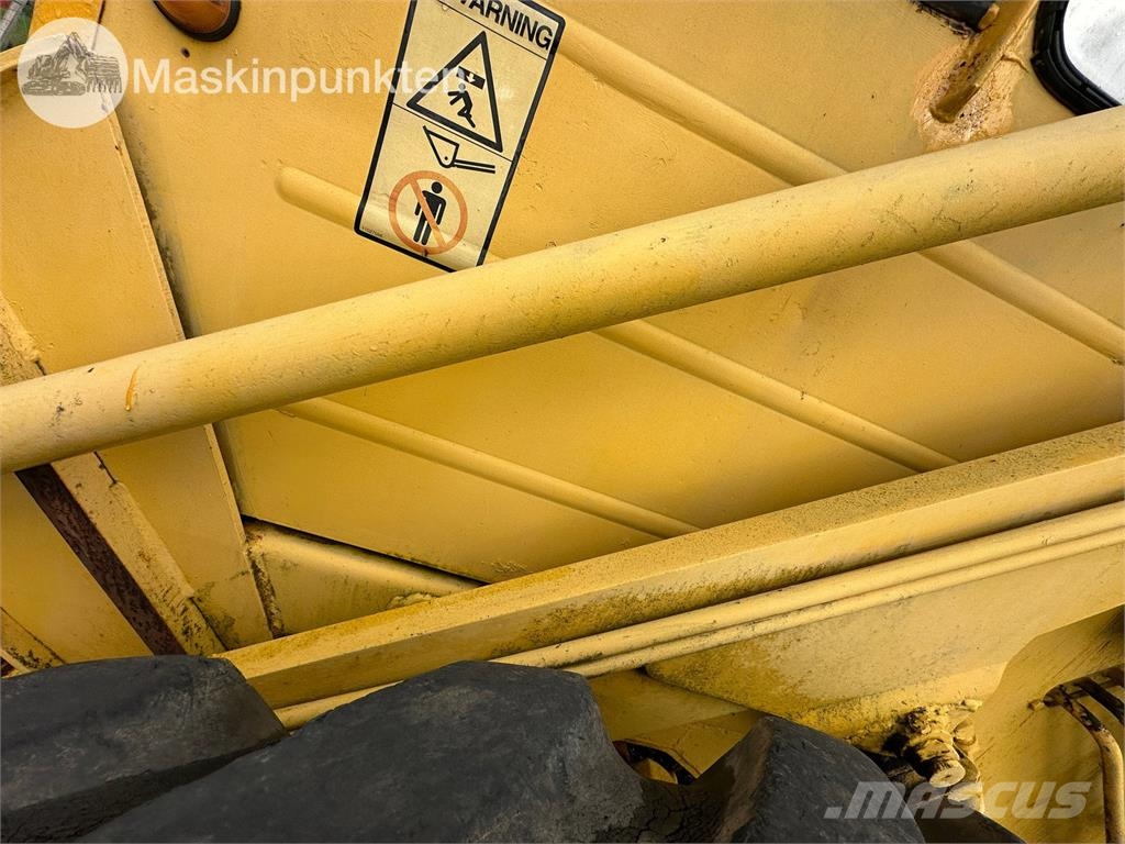 Volvo BM Lm 840 Iekrāvēji uz riteņiem
