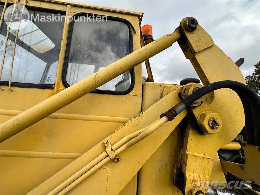 Volvo BM Lm 840 Iekrāvēji uz riteņiem