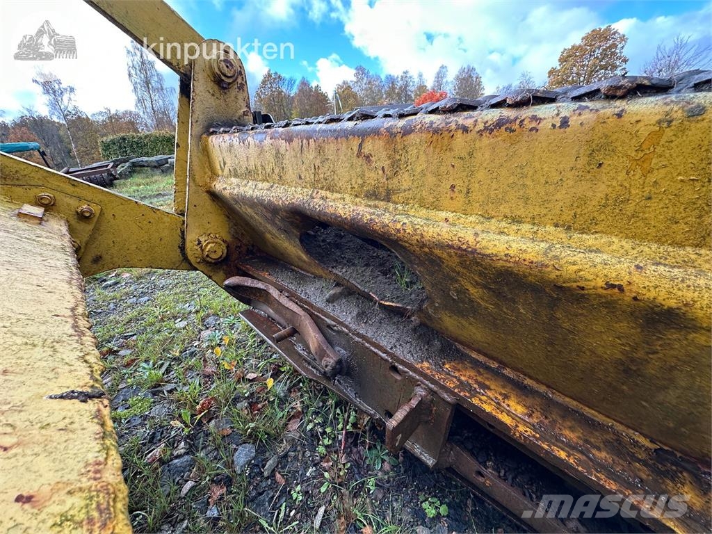 Volvo BM Lm 840 Iekrāvēji uz riteņiem