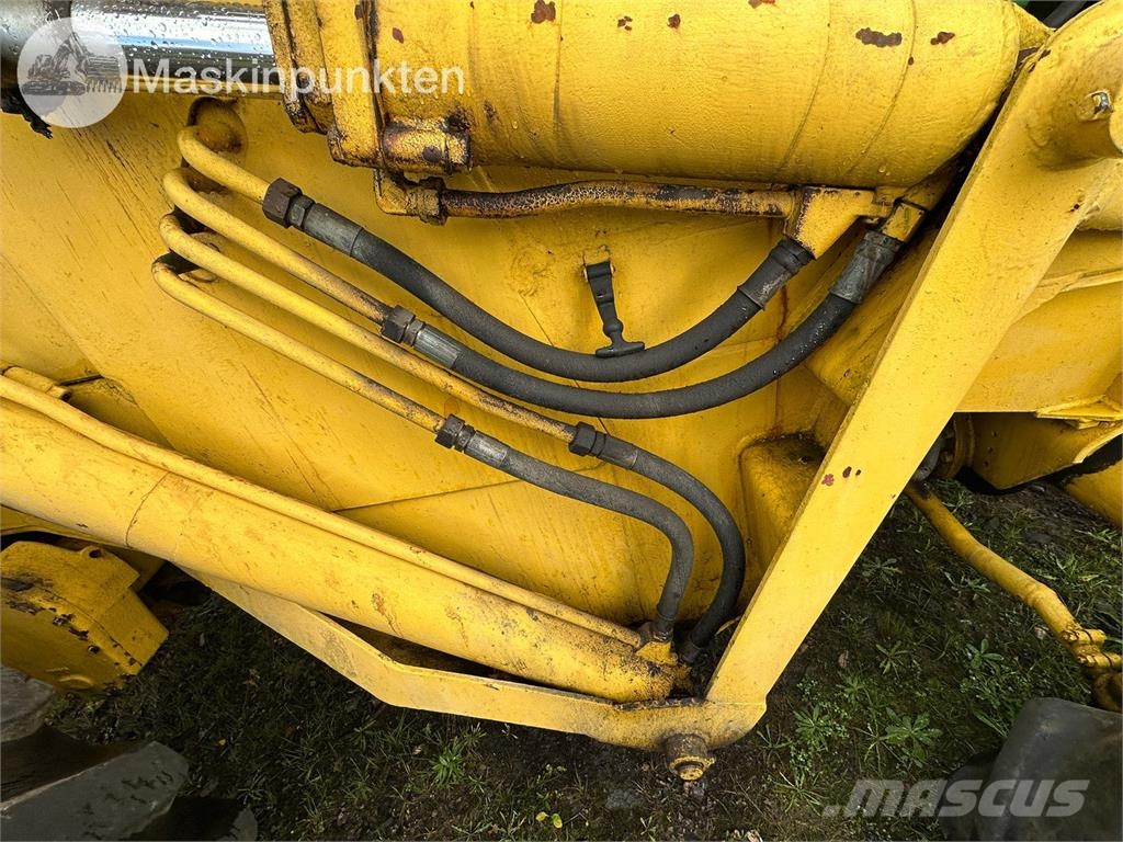 Volvo BM Lm 840 Iekrāvēji uz riteņiem