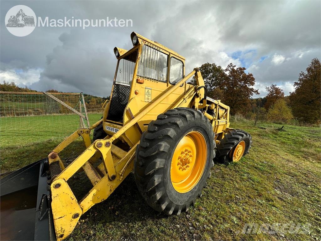 Volvo BM Lm 840 Iekrāvēji uz riteņiem