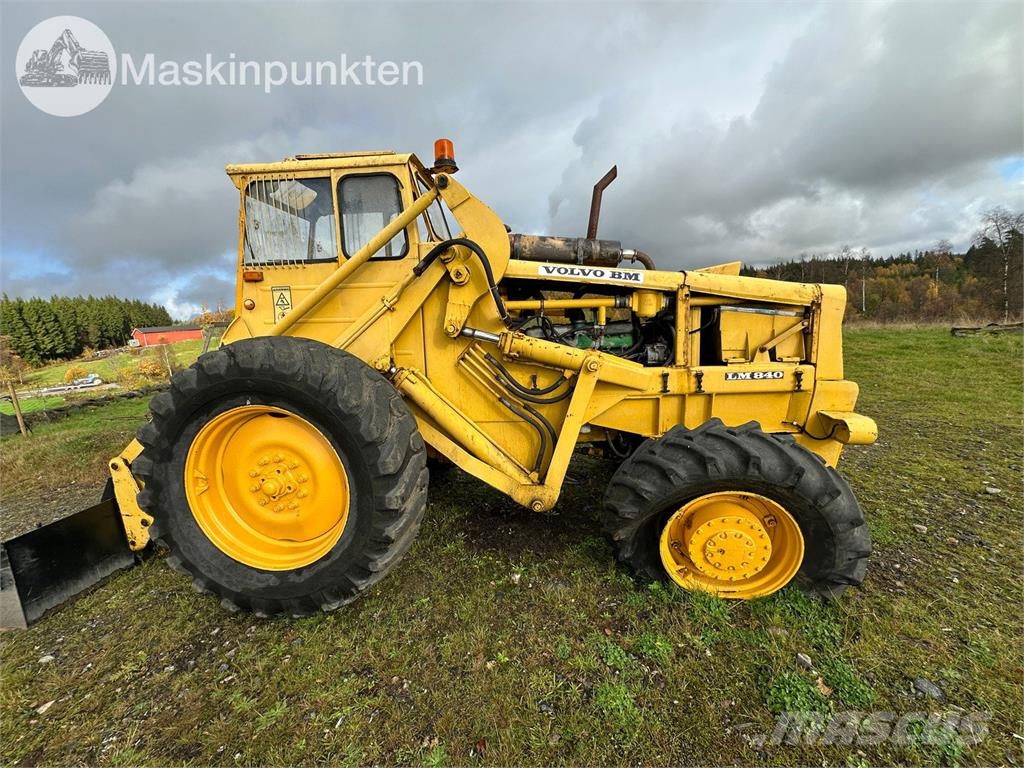 Volvo BM Lm 840 Iekrāvēji uz riteņiem