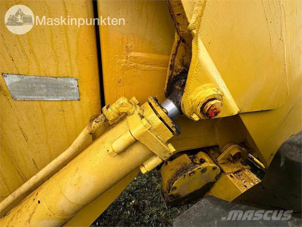 Volvo BM Lm 840 Iekrāvēji uz riteņiem
