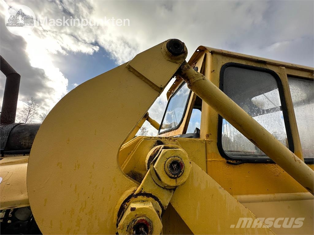 Volvo BM Lm 840 Iekrāvēji uz riteņiem