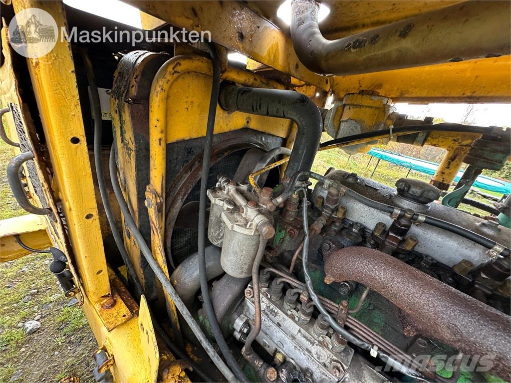 Volvo BM Lm 840 Iekrāvēji uz riteņiem