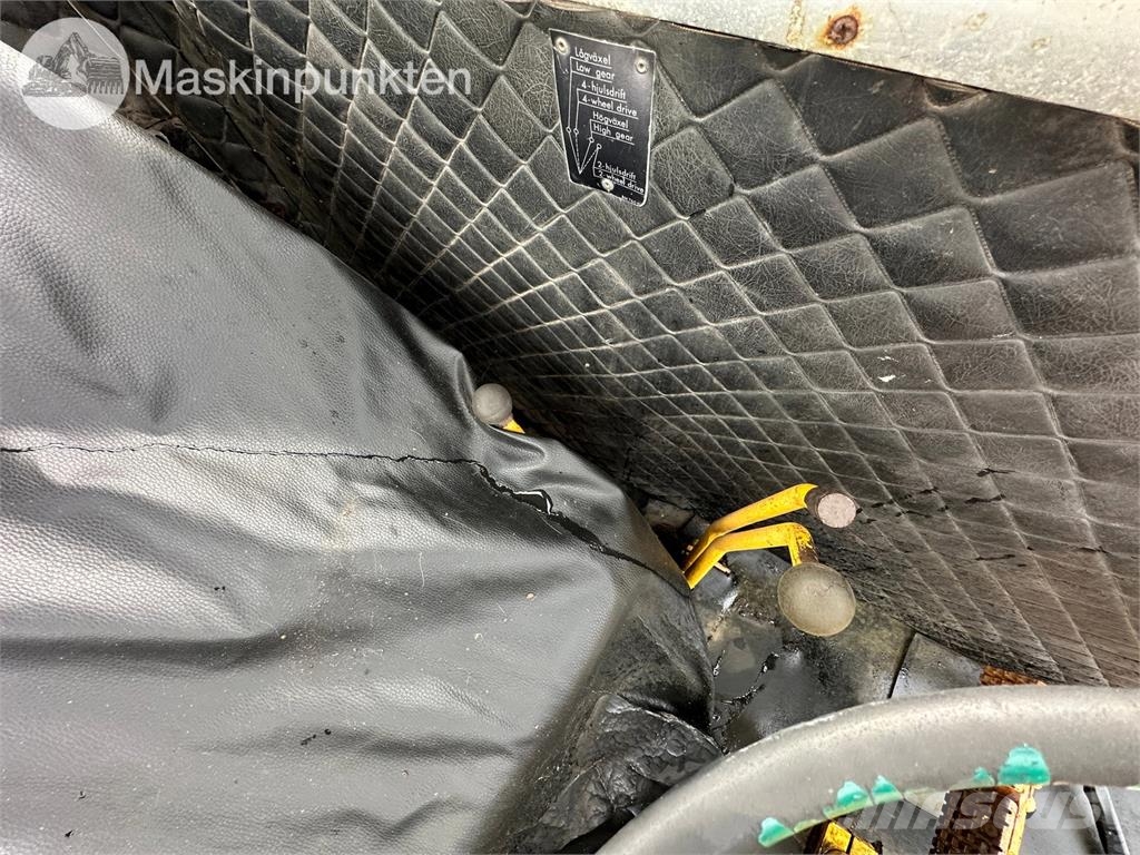 Volvo BM Lm 840 Iekrāvēji uz riteņiem
