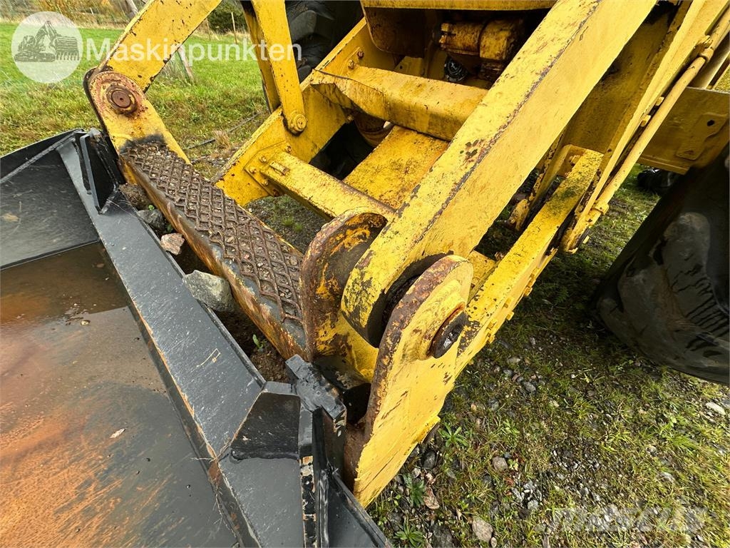 Volvo BM Lm 840 Iekrāvēji uz riteņiem