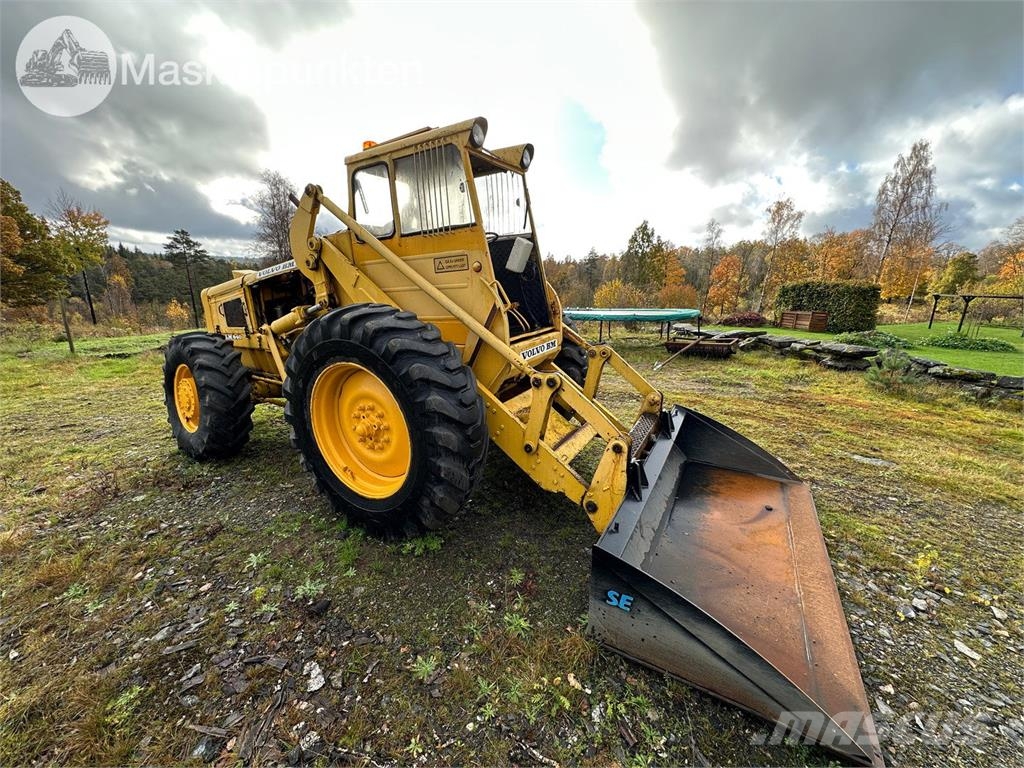 Volvo BM Lm 840 Iekrāvēji uz riteņiem