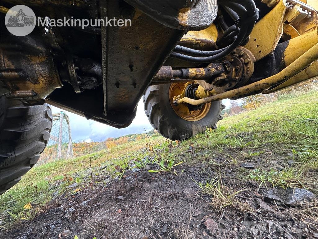 Volvo BM Lm 840 Iekrāvēji uz riteņiem