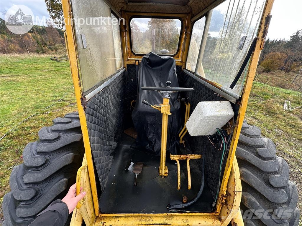 Volvo BM Lm 840 Iekrāvēji uz riteņiem