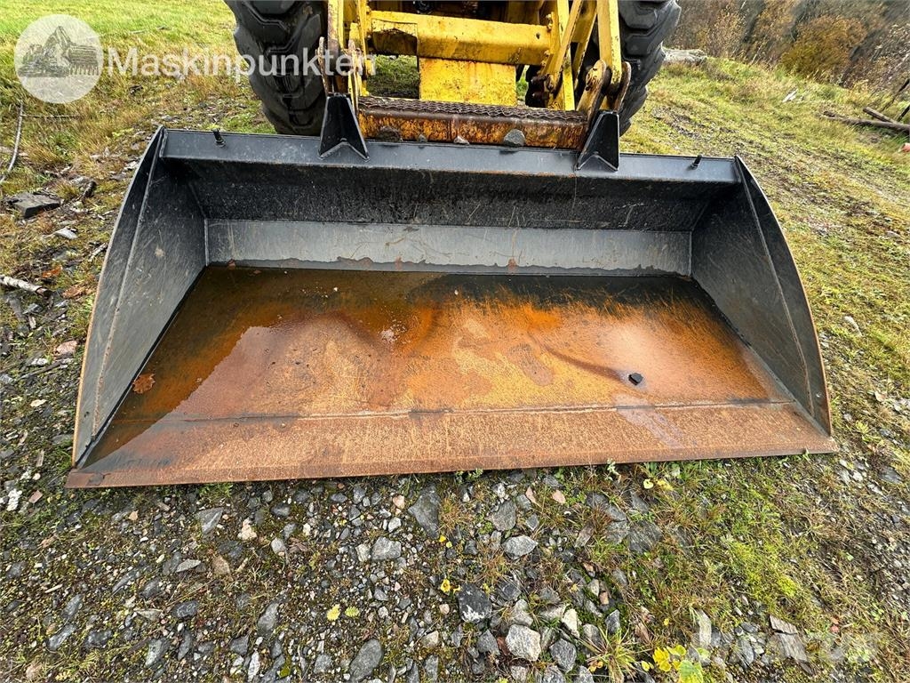 Volvo BM Lm 840 Iekrāvēji uz riteņiem