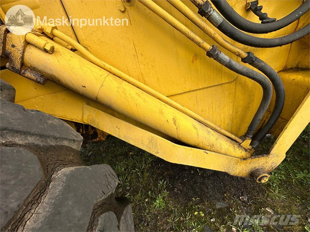 Volvo BM Lm 840 Iekrāvēji uz riteņiem