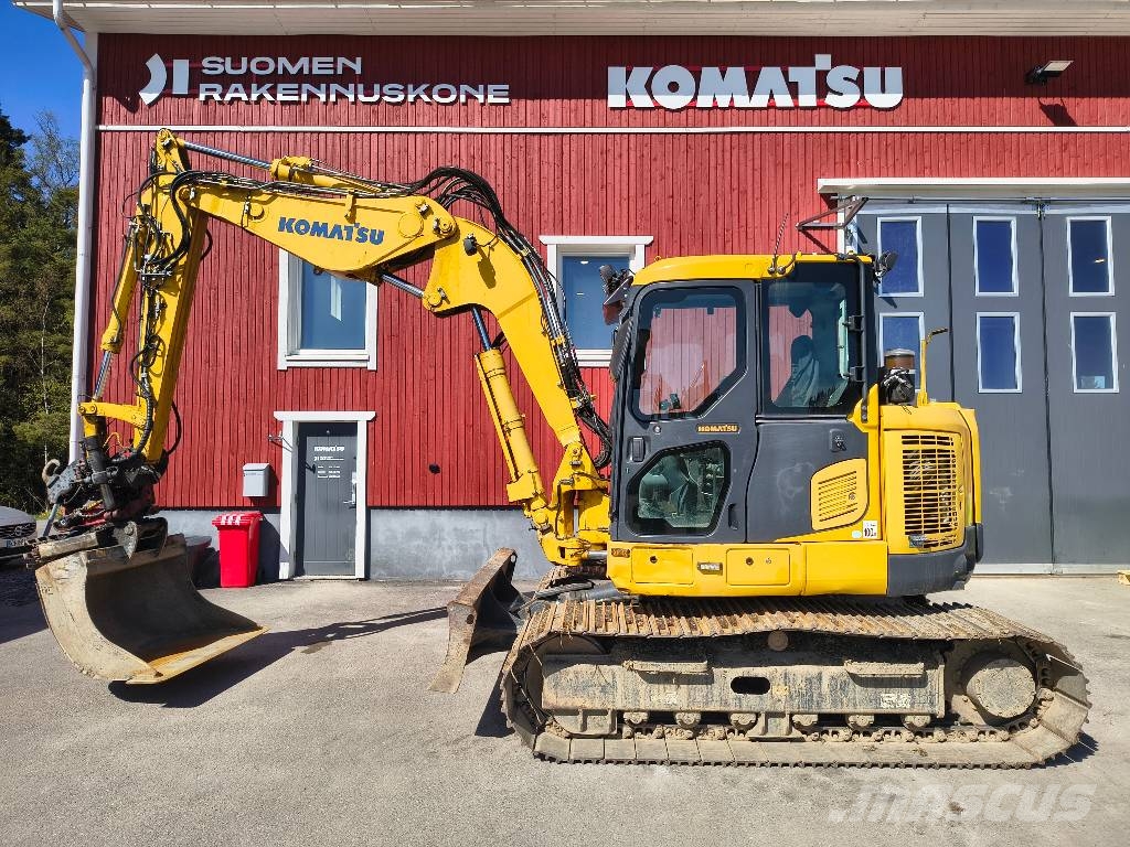 Komatsu PC 118 MR-8 حفارات زحافة
