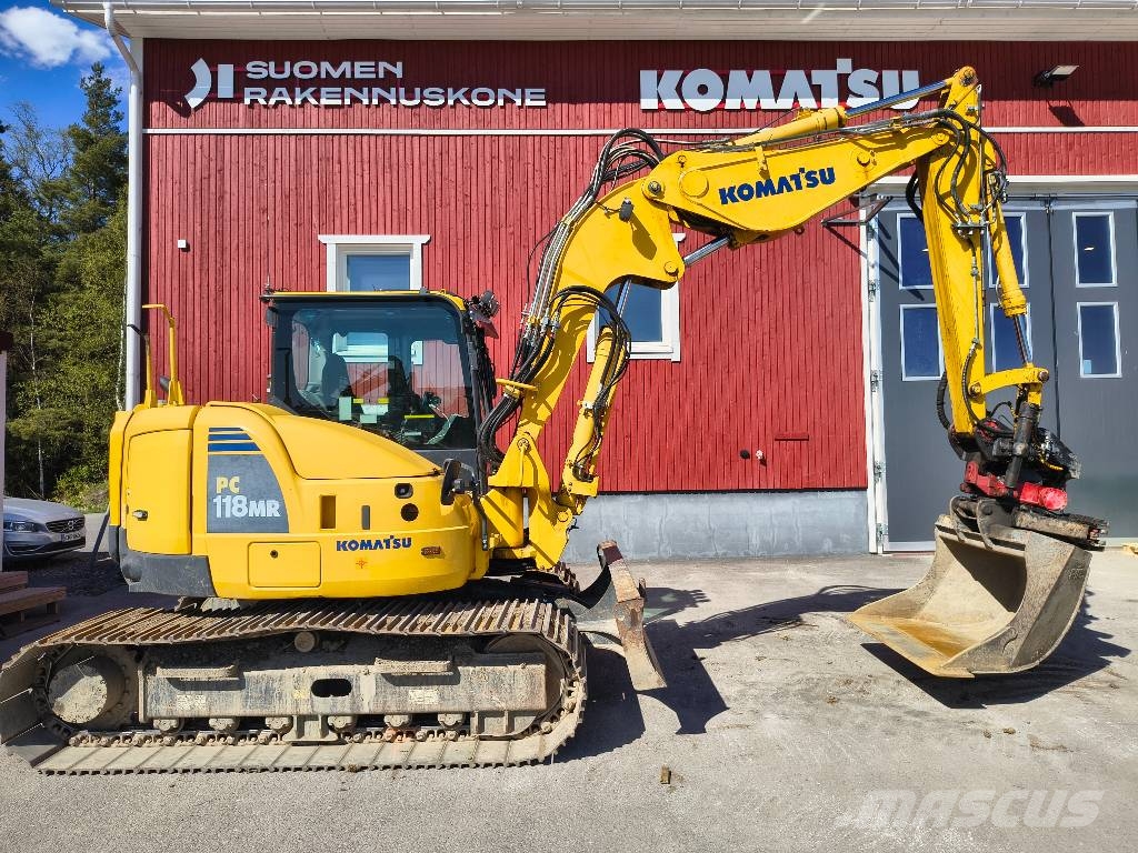 Komatsu PC 118 MR-8 حفارات زحافة
