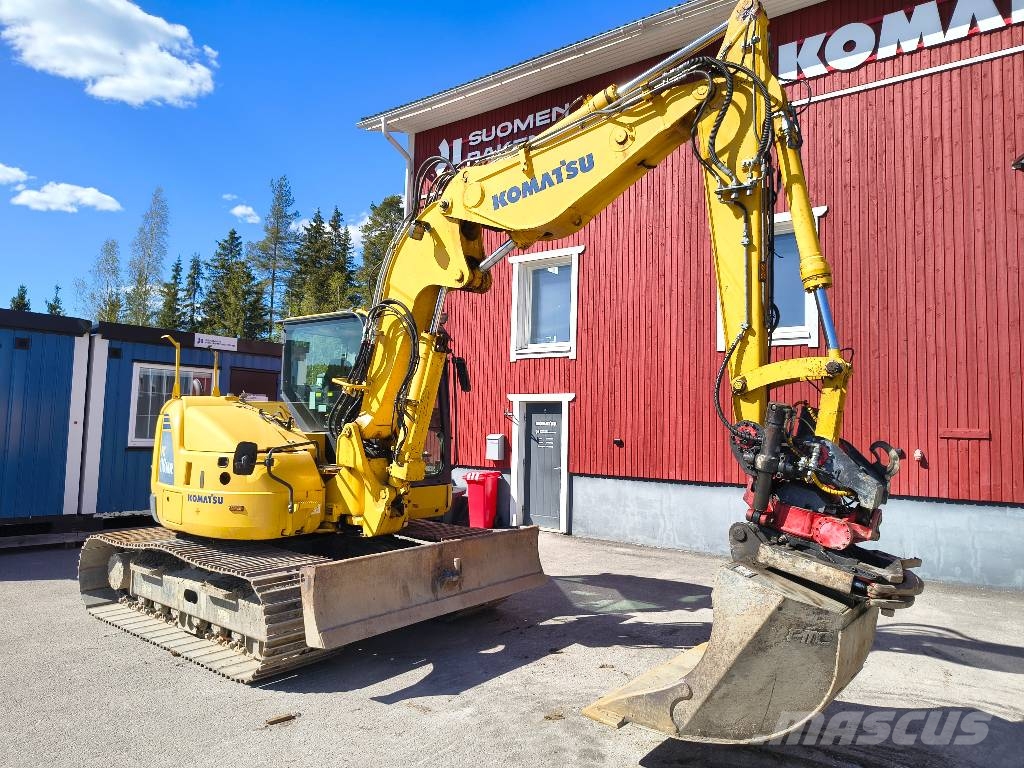 Komatsu PC 118 MR-8 حفارات زحافة