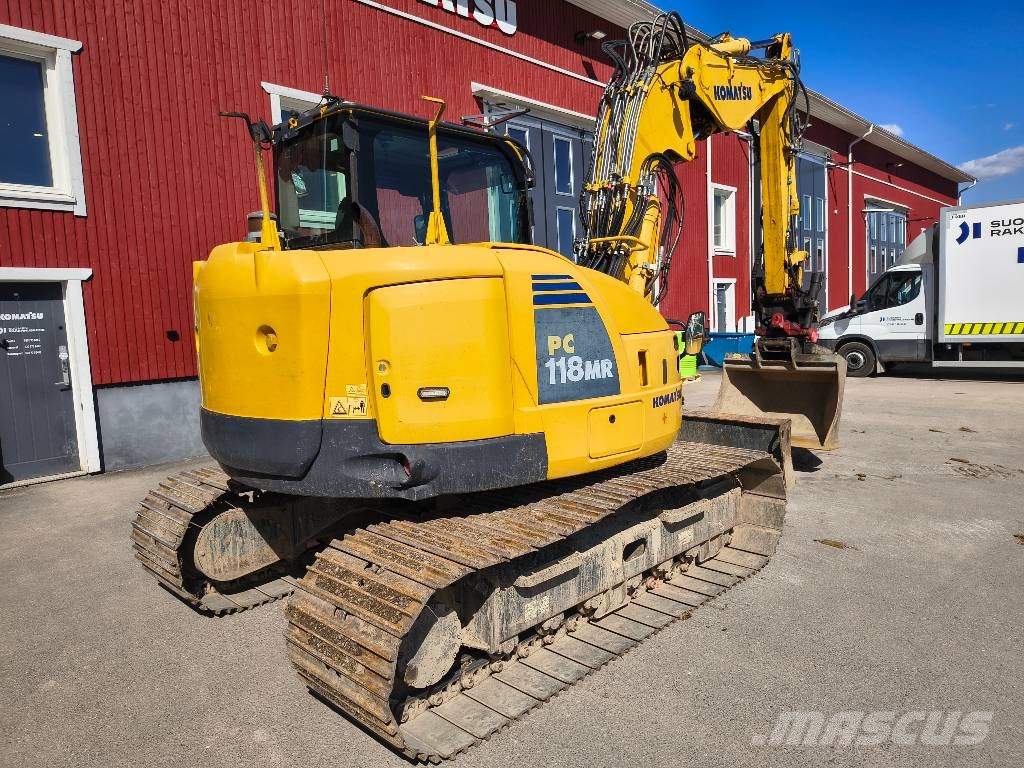 Komatsu PC 118 MR-8 حفارات زحافة
