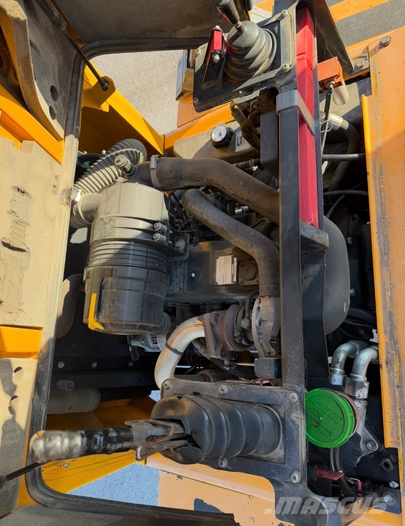 Thwaites 4.5 tonne Articulated Haulers