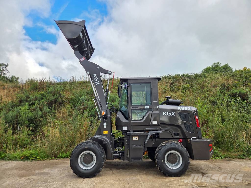 KGX K832 Mini utovarivači