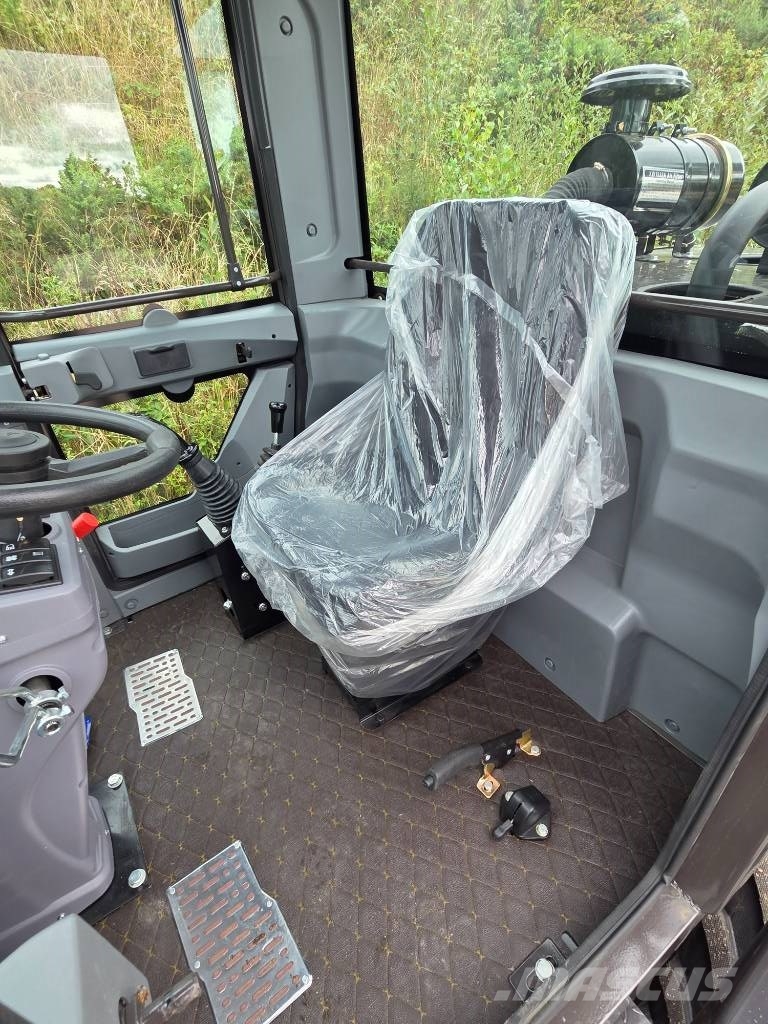 KGX K832 Mini utovarivači