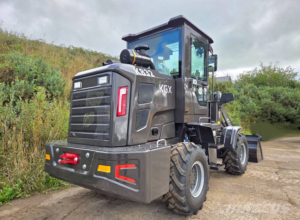 KGX K832 Mini utovarivači