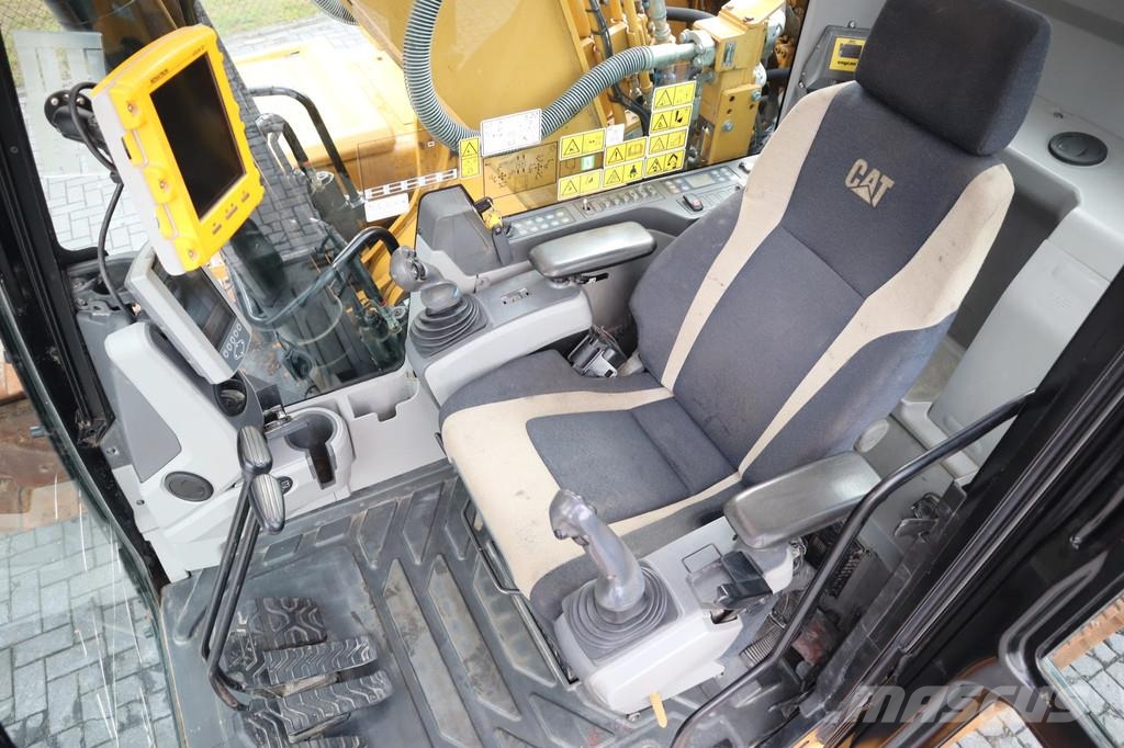 CAT 323 FL | 3D GPS | ROTOTILT | RIPPER | 3X BUCKET Rupsgraafmachines