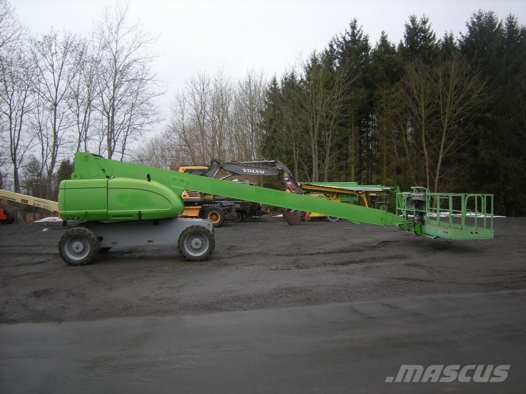 JLG 680 S Allrad Teleskopické plošiny