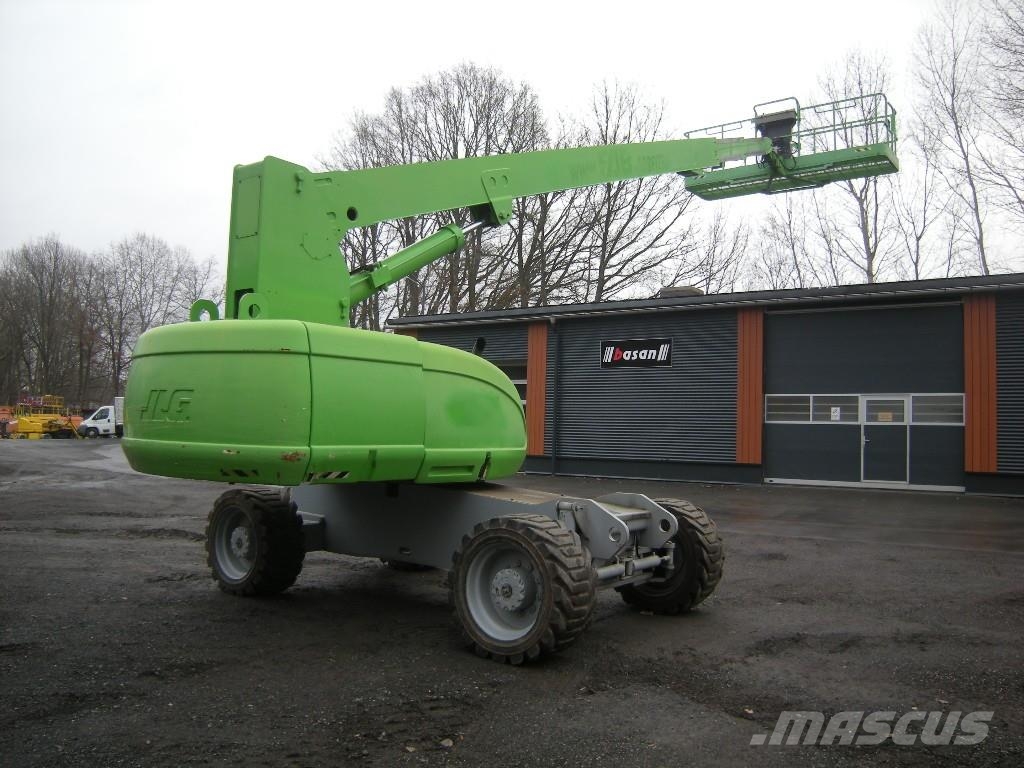 JLG 680 S Allrad Teleskopbühnen