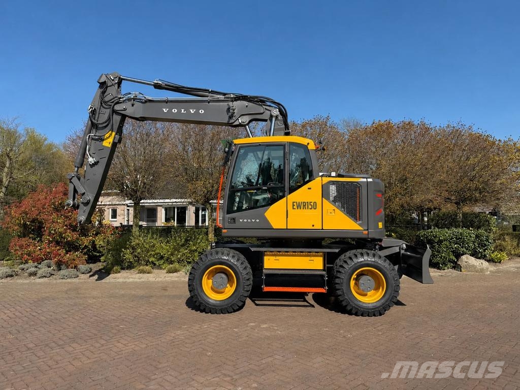 Volvo EWR150 F - UNUSED حفارات بعجل