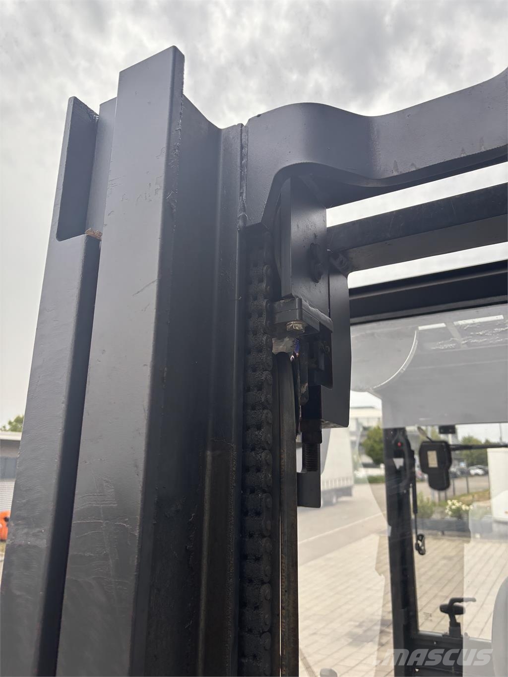 Doosan B25X-7 شاحنات ذات رافعات شوكية تعمل بالكهرباء
