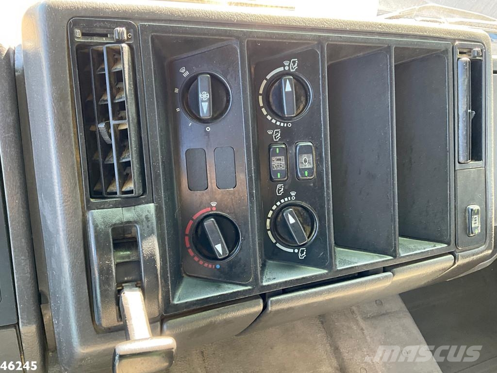 Mercedes-Benz 2638 AK V8 6x6 Manual Full steel suspension Meille Camion benne