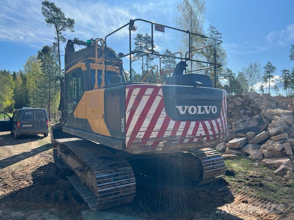 Volvo EC 220 EL Escavadeiras de esteiras