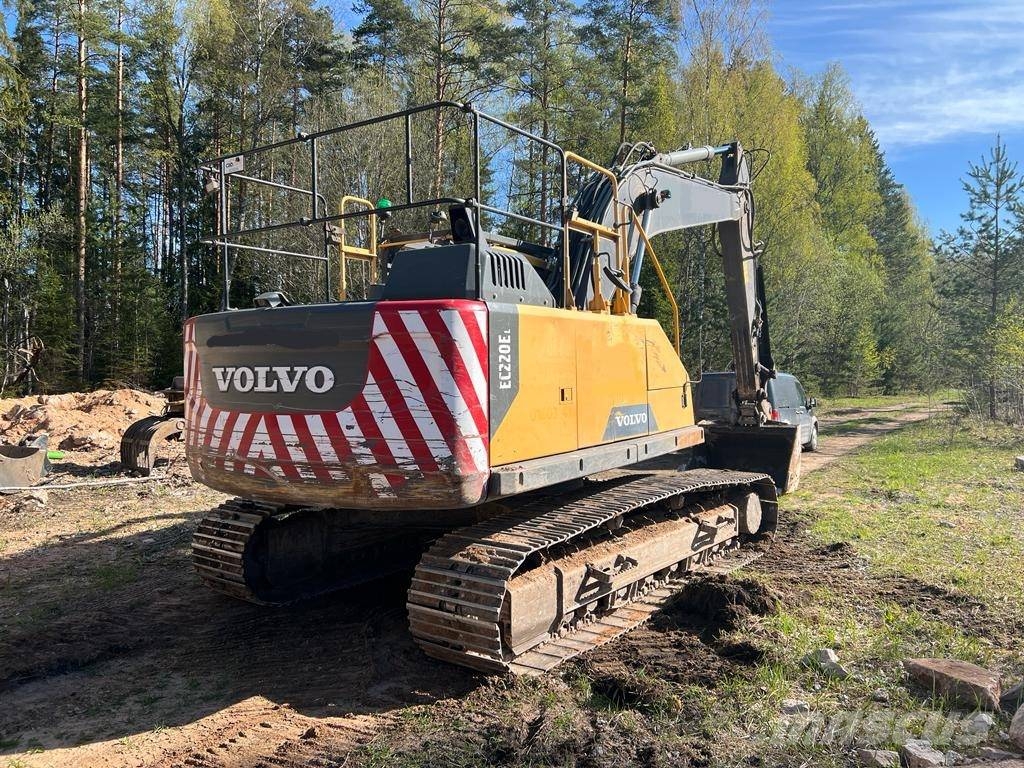 Volvo EC 220 EL Escavadeiras de esteiras