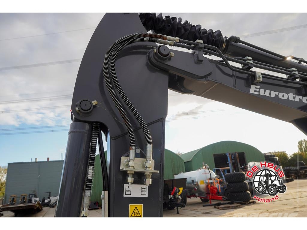 Eurotrac HE26SR حفارات خاصة