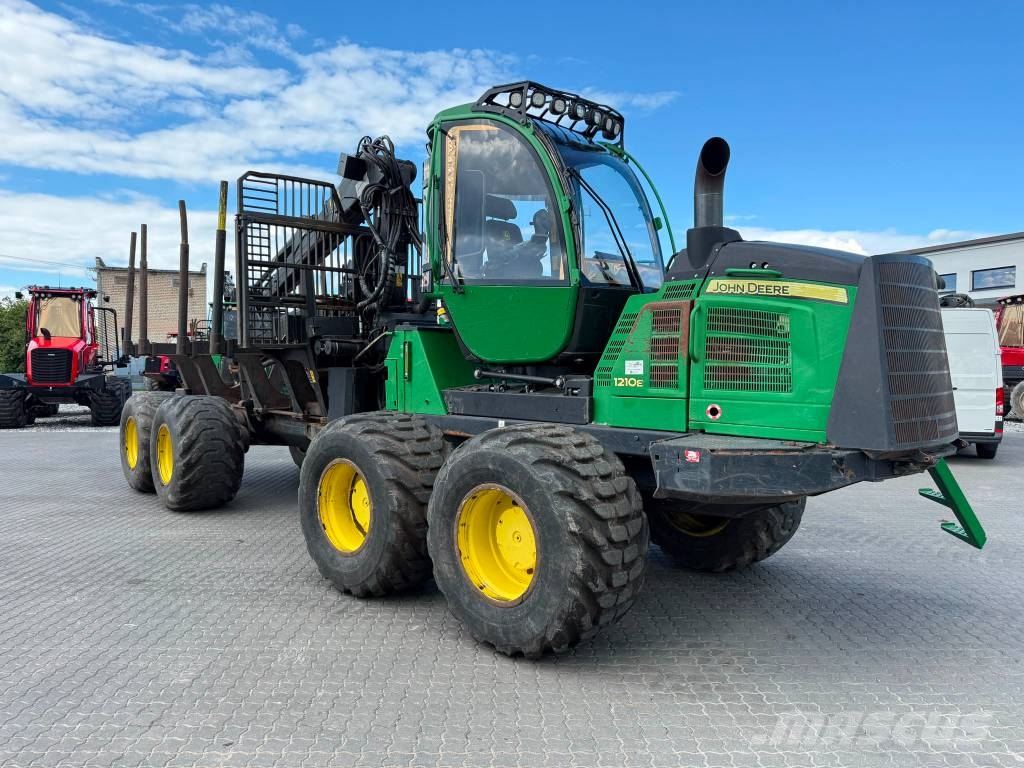 John Deere 1210 E Kuormatraktorit