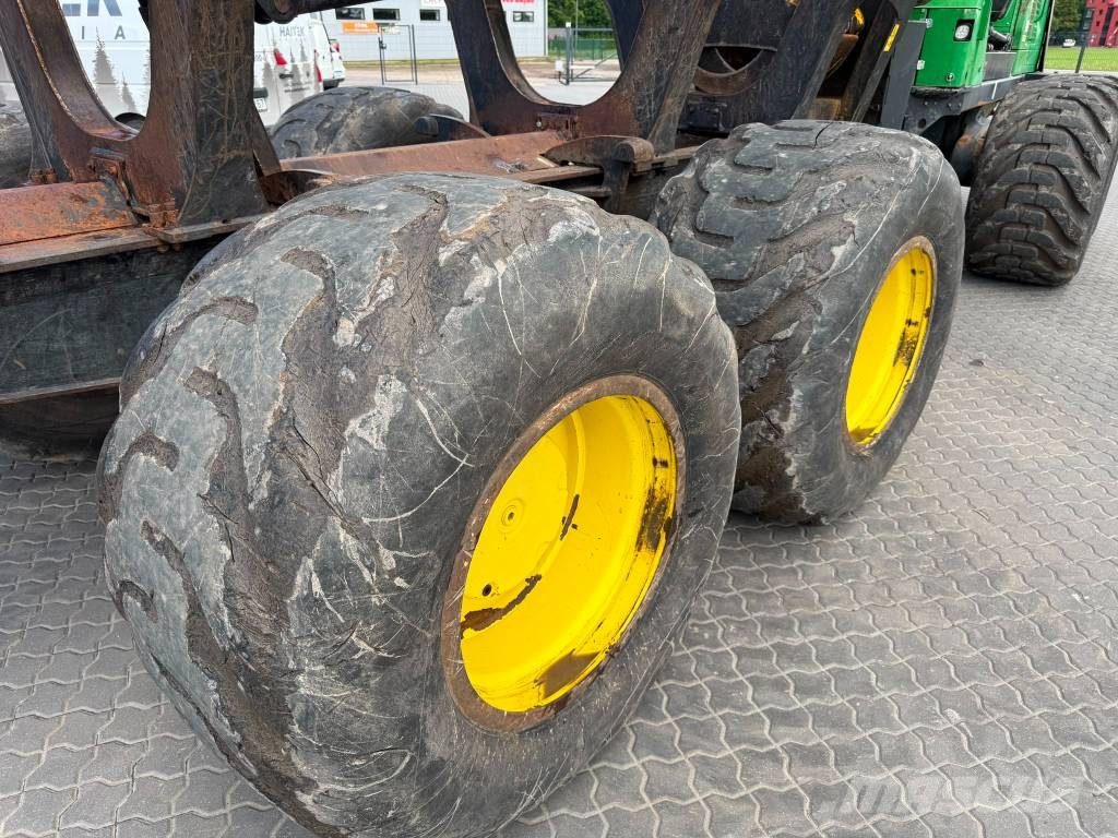 John Deere 1210 E Kuormatraktorit