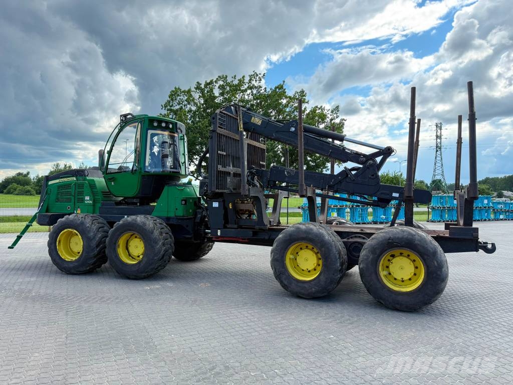 John Deere 1210 E Kuormatraktorit