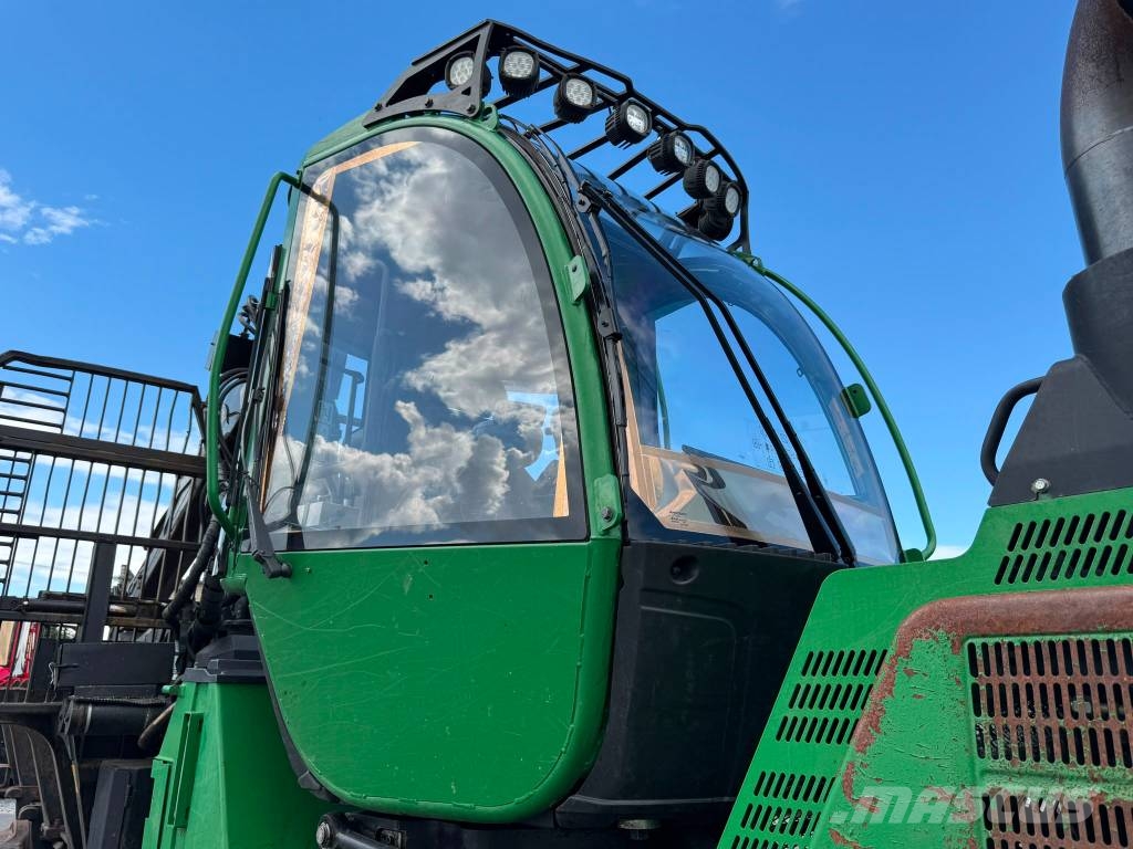 John Deere 1210 E Kuormatraktorit