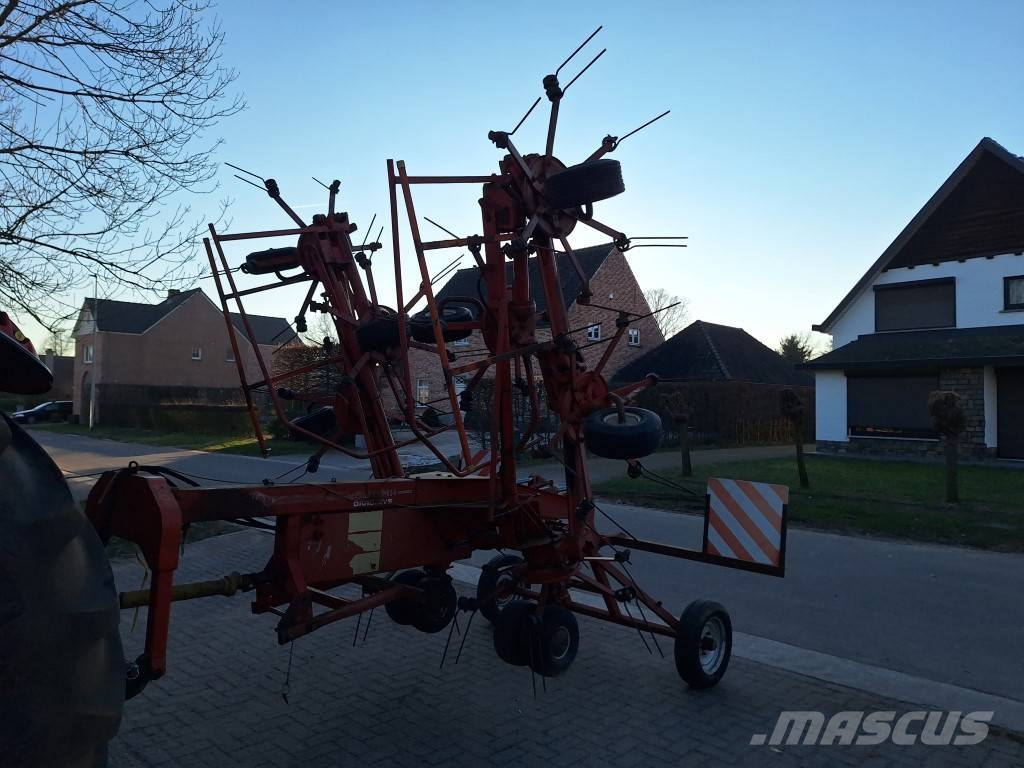 Kuhn GF 8501 T Okretači i sakupljači sena