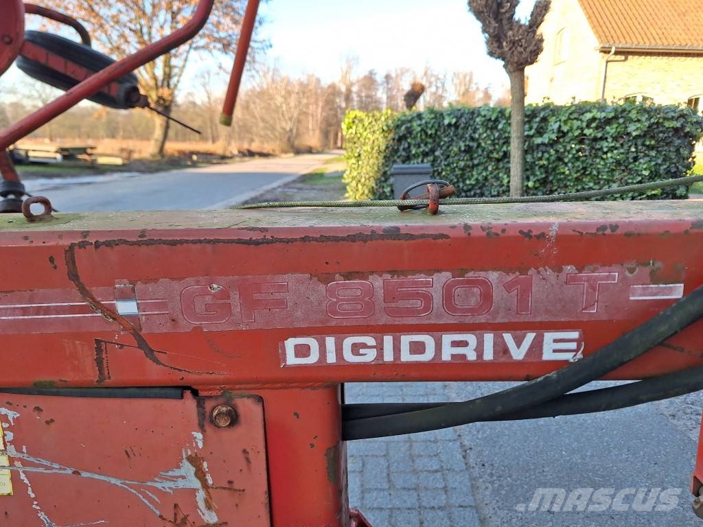 Kuhn GF 8501 T Okretači i sakupljači sena