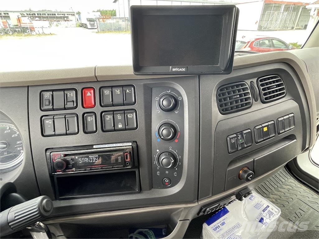 DAF LF260FA Camion cassonati