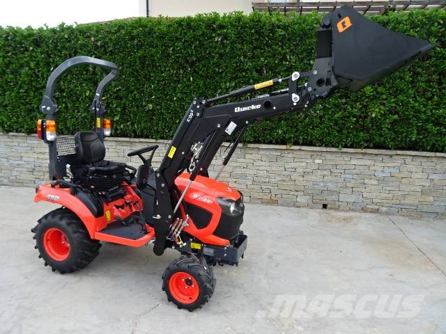 Kubota BX 231 جرارات مدمجة
