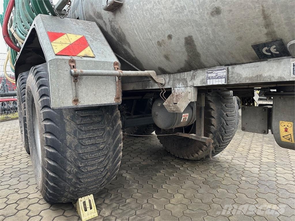 Meyer Lohne VW 16000 Kuivalannan levittimet