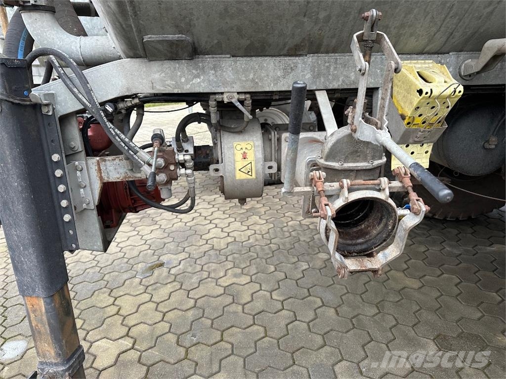 Meyer Lohne VW 16000 Kuivalannan levittimet