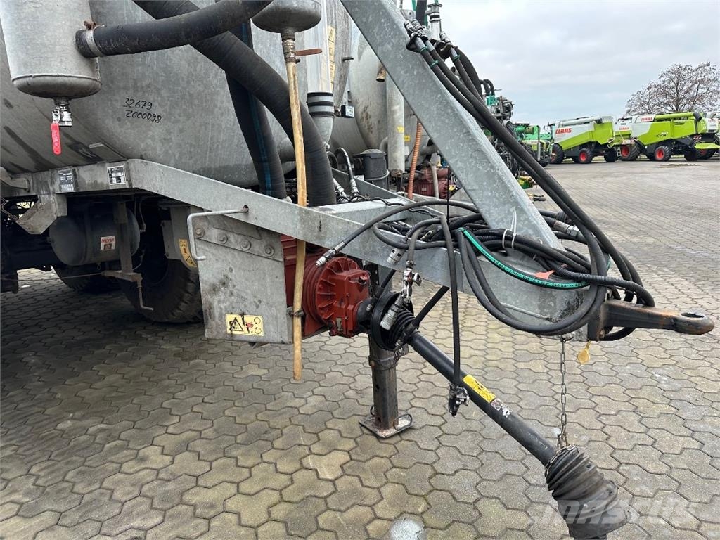 Meyer Lohne VW 16000 Kuivalannan levittimet