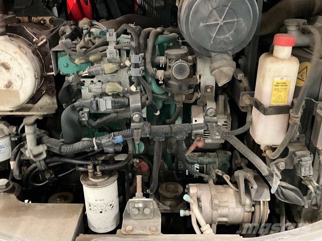 Volvo ECR 88 D حفارات وسط 7 طن - 12 طن