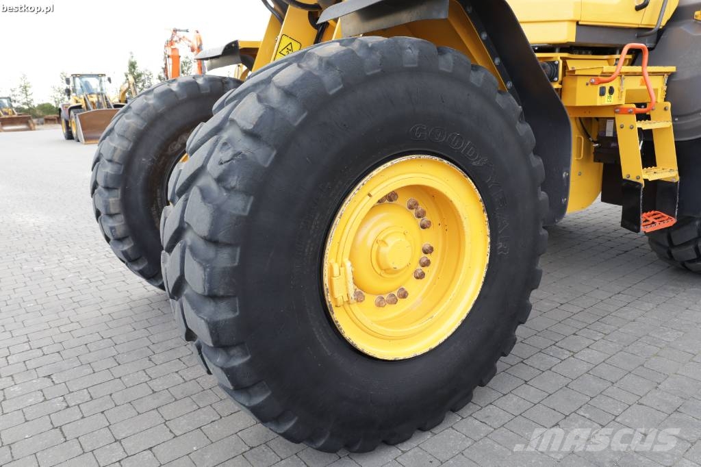 Volvo L 120 H Ładowarki kołowe